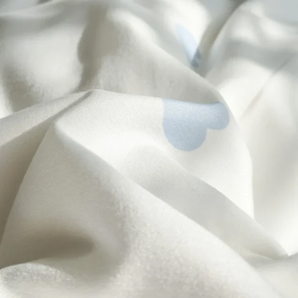 Ins Blue Love Heart Bedding Set Soft Bed Flat Sheet Pillowcase Women Girls Duvet Cover Twin Full Queen Size Home Textiles